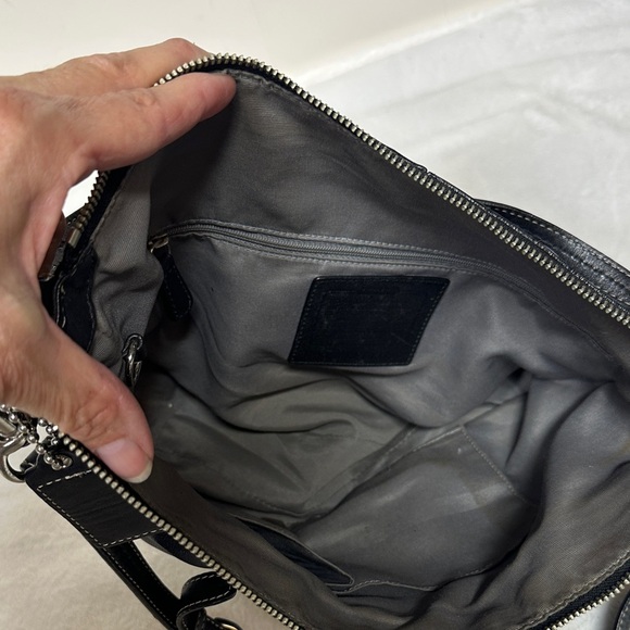 Coach Black Leather Hobo Bag with detachable crossbody strap - Picture 12 of 13